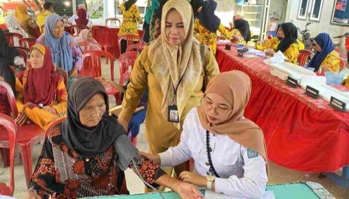 Puskesmas Celikah Aktif Jemput Bola: Ratusan Warga Desa Teloko Nikmati Layanan Kesehatan Komprehensif