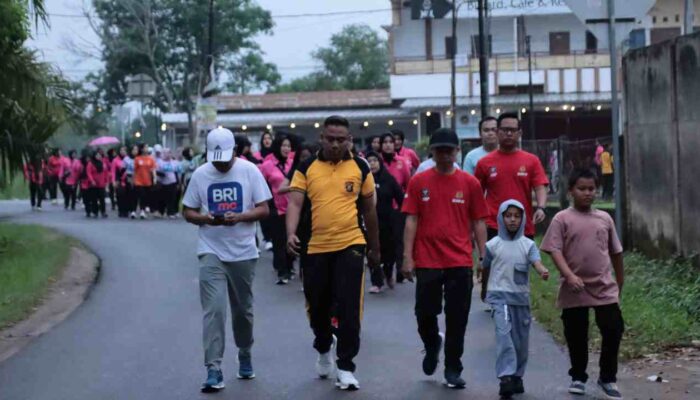 Sinergi Lintas Instansi di OKI: Polres OKI Gelar Fun Walk dan Olahraga Bersama Sambut HUT Bhayangkara ke-79