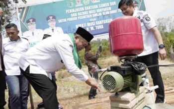 Sirojul Ulum Cetak Generasi Qur’ani, Bupati Toha Hadirkan Asa Baru: Dari Wisuda Tahfidz Hingga Bantuan Rp25 Juta untuk Warga Kurang Mampu di Muba