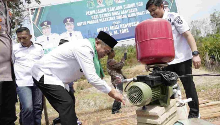 Sirojul Ulum Cetak Generasi Qur’ani, Bupati Toha Hadirkan Asa Baru: Dari Wisuda Tahfidz Hingga Bantuan Rp25 Juta untuk Warga Kurang Mampu di Muba