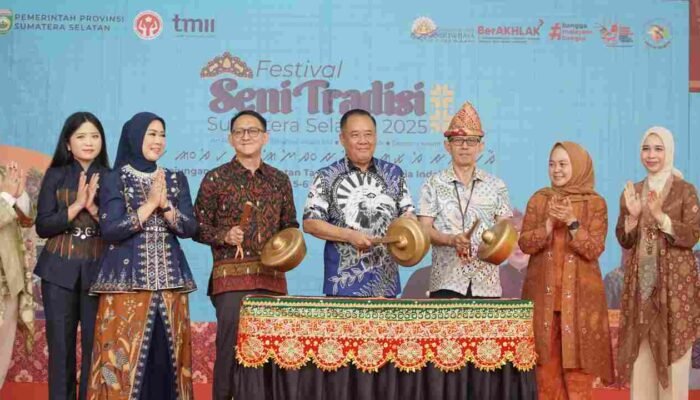 Anjungan Sumsel di TMII Hidup Kembali: Panggung Budaya Festival Seni Tradisi 2025 Gaungkan Kekayaan Daerah