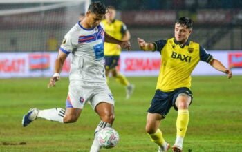 Drama Final Piala Presiden 2025: Port FC Ukir Sejarah, Kalahkan Oxford United 2-1 di Tengah Hujan dan Kartu Merah!
