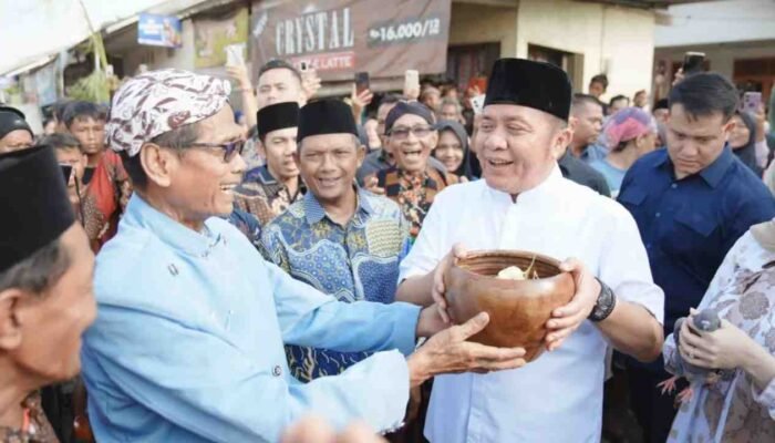 Gubernur Herman Deru Apresiasi Warga Air Batu Lestarikan Tradisi Ruwat Desa dan Sedekah Bumi