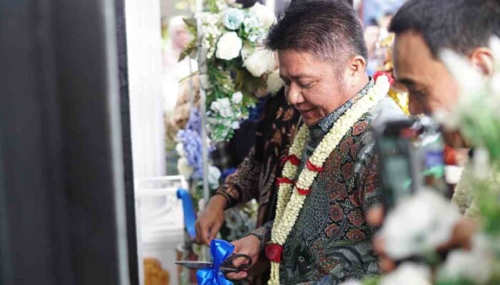 Gubernur Herman Deru Resmikan Kantor Desa Kerta Mukti OKI: Inspirasi Swadaya untuk Pelayanan Prima