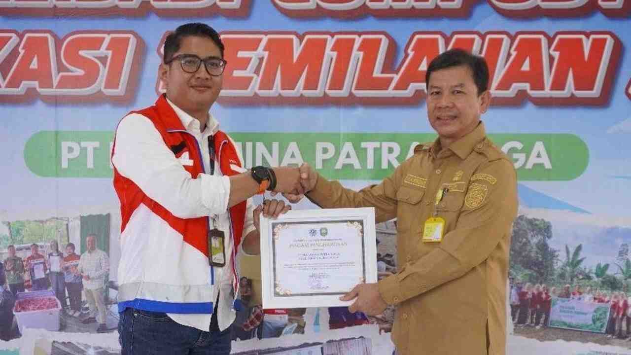 Inovasi 'Pasaran Sampah' Pertamina Patra Niaga Sumbagsel Raih Penghargaan, Perkuat Ekosistem Lingkungan Berkelanjutan di OKU