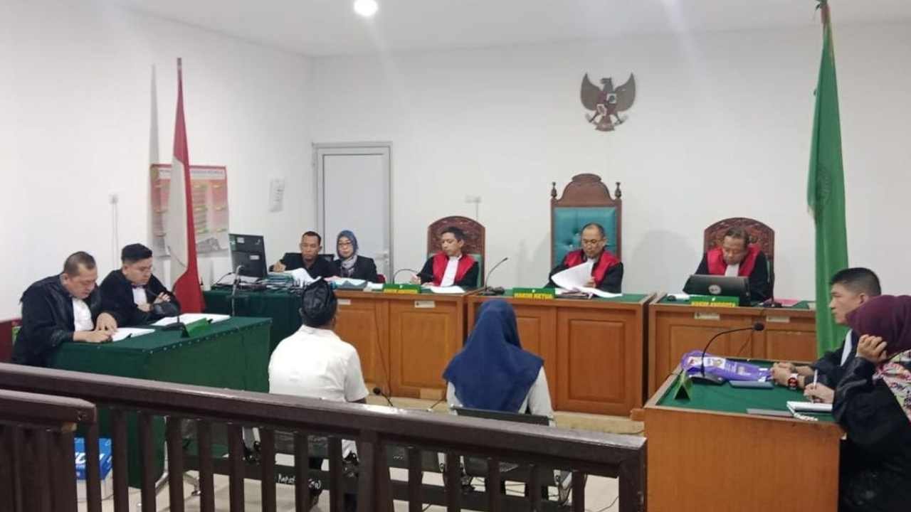 Korupsi APBDes Rp1,2 Miliar di Muara Enim: Mantan Kades Dituntut 5 Tahun Penjara, Kaur Keuangan 1,5 Tahun