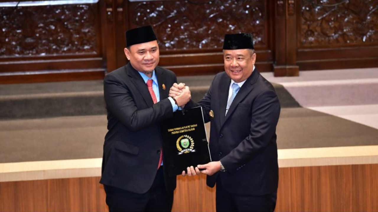 Paripurna DPRD Sumsel: Wagub Cik Ujang Jawab Fraksi, Tegaskan Komitmen pada Perempuan & Anak, Riset, dan Infrastruktur RPJMD 2025–2029