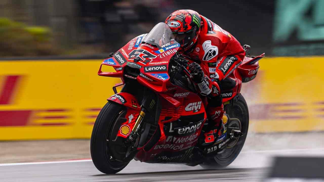 Pecco Bagnaia Sabet Pole Position MotoGP Brno 2025 dalam Sesi Kualifikasi Dramatis