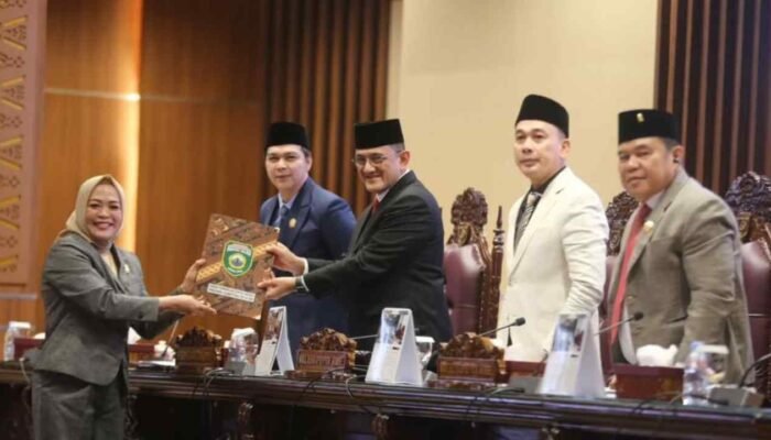 Pemprov Sumsel Dengar Masukan Fraksi DPRD: Tiga Raperda Kunci Menuju Perlindungan Perempuan dan Pembangunan Inovatif