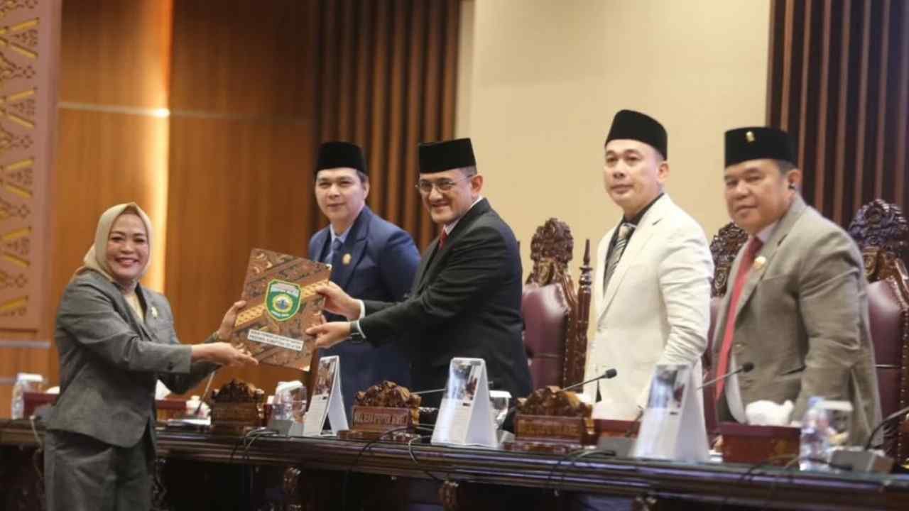 Pemprov Sumsel Dengar Masukan Fraksi DPRD: Tiga Raperda Kunci Menuju Perlindungan Perempuan dan Pembangunan Inovatif