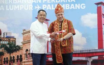 Penerbangan Internasional KL-Palembang Dibuka, Wagub Cik Ujang Tekankan Pentingnya Layanan Prima untuk Pariwisata Sumsel