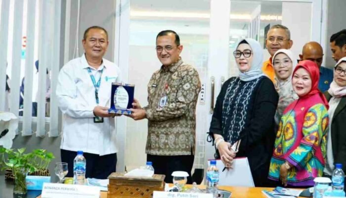 Peran Poltekkes dan Pentingnya Sinergi Pusat-Daerah