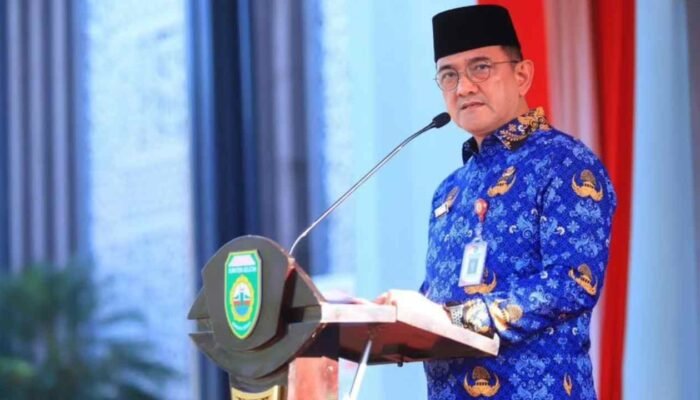 Pimpin Apel Gabungan, Sekda Edward Candra Soroti Kinerja ASN dan Desak Inovasi Pemprov Sumsel