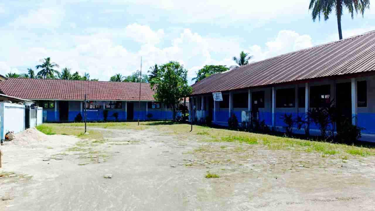 SDN 11 Kayuagung: Potret 'Kematian Perlahan' Sekolah Negeri di Sarang 'Jalur Siluman' Pendidikan OKI