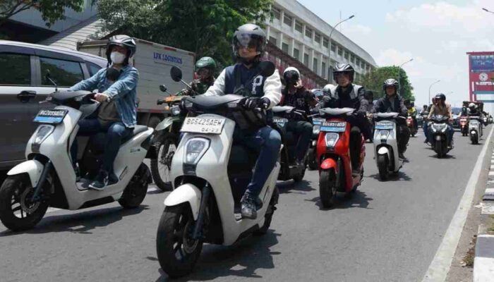 Transformasi Mobilitas Ramah Lingkungan: Astra Motor Sumsel Berbagi Tips Aman Berkendara Motor Listrik Honda