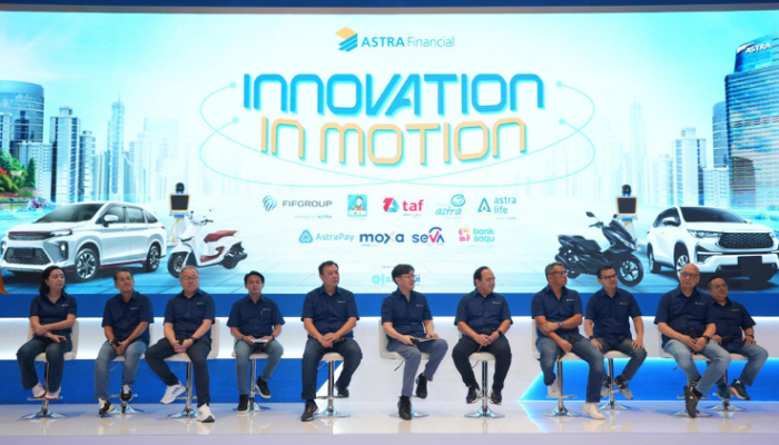 Penjelasan program dan promo kolaborasi sembilan unit bisnis Astra Financial di GIIAS 2025, menghadirkan one stop financial solution untuk membantu pelanggan mewujudkan mobil impian secara mudah, aman, dan terintegrasi.