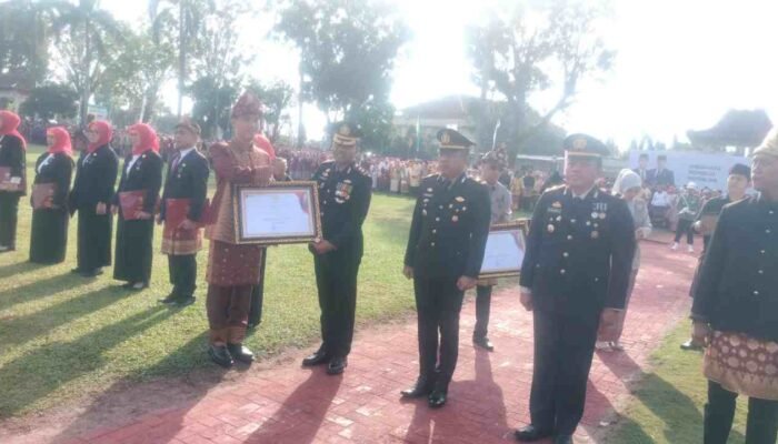 Apresiasi Gerak Cepat Polres OKI, Bupati Muchendi Beri Penghargaan di Momen HUT RI