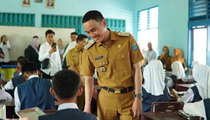 Bupati OKI Pastikan Program Makan Gratis Presiden Tepat Sasaran, Cek Dapur Hingga ke Sekolah
