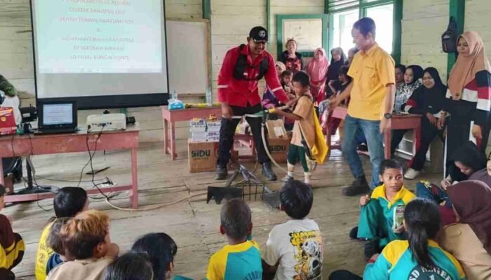 Dari Bangku Sekolah Hingga Garis Depan, Upaya PT BAP Siapkan Generasi Muda OKI Jadi Duta Pencegah Karhutla