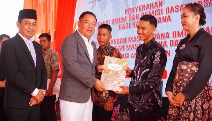 HUT RI ke-80, Ribuan Warga Binaan di Sumsel Dapat Remisi, Wagub Cik Ujang Serahkan SK Simbolis