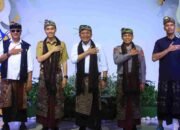 Harmoni di Tanah Transmigran: Herman Deru Terima Gelar Adat Hindu Bali di OKI