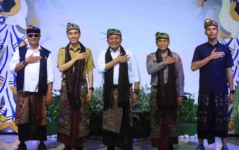 Harmoni di Tanah Transmigran: Herman Deru Terima Gelar Adat Hindu Bali di OKI