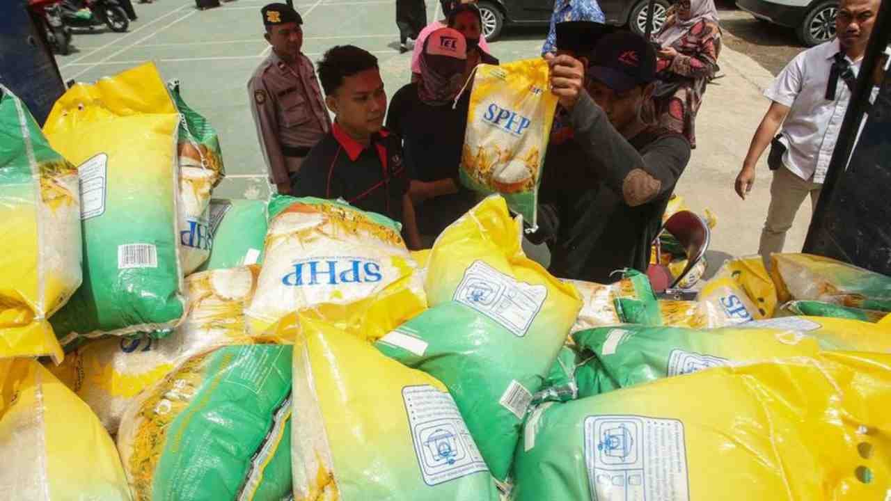 Jaga Harga, Bulog Sumsel Babel Salurkan 8.500 Ton Beras SPHP