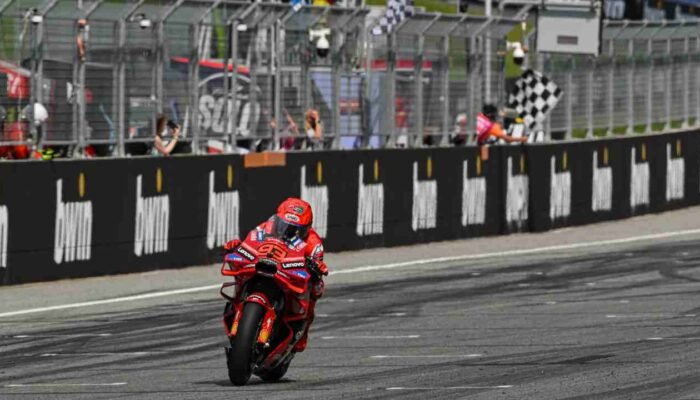 Kalahkan Bezzecchi dalam Duel Sengit, Marc Marquez Menangi Balapan Ke-1000 MotoGP Austria 2025