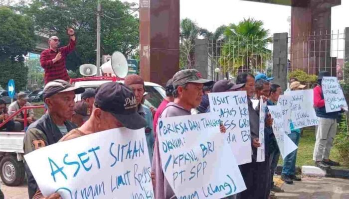 Kejati Sumsel Disambangi Demonstran, Tuntut Bongkar Dugaan Korupsi Kredit BRI