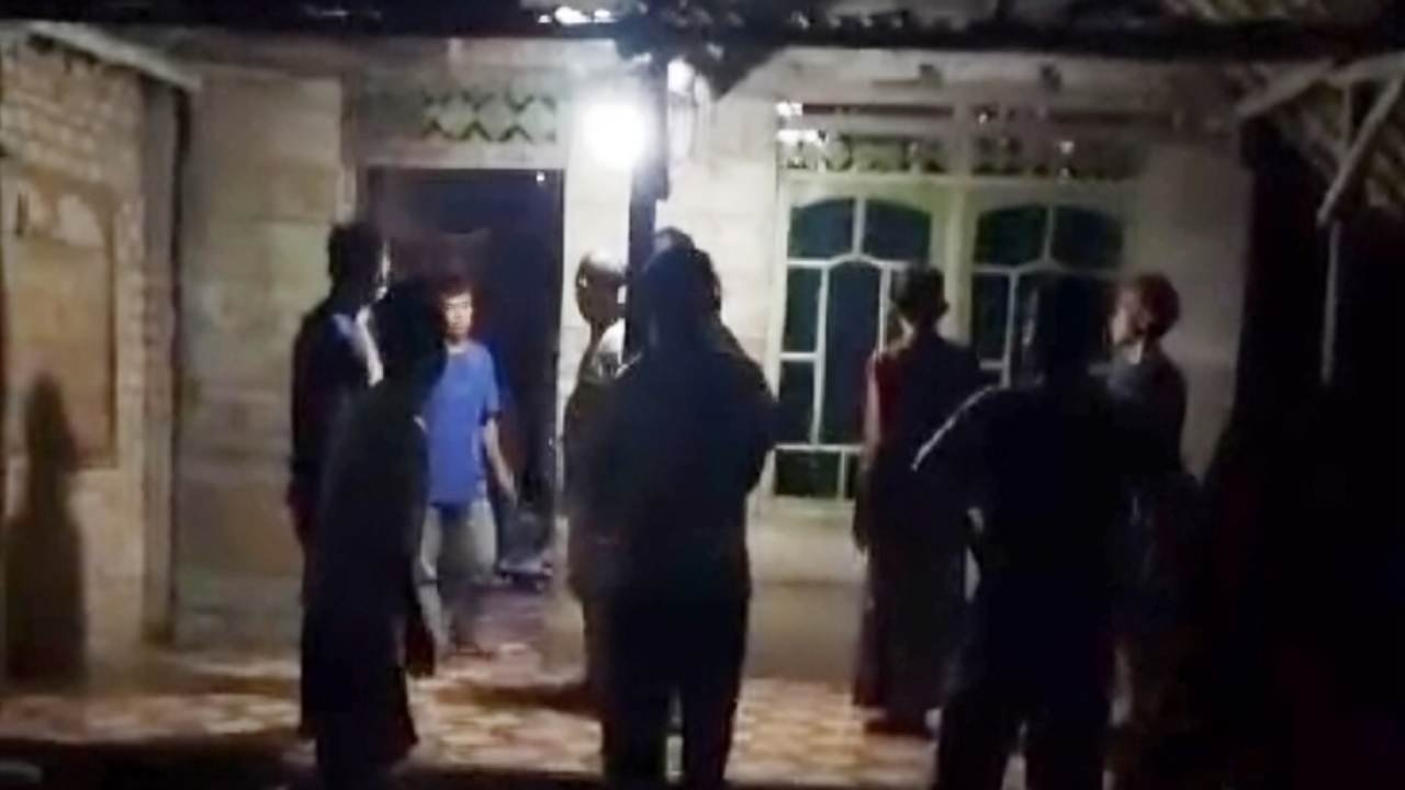 Oknum Kades di Ogan Ilir Digerebek Warga, Diduga Berbuat Mesum dengan Remaja di Bawah Umur