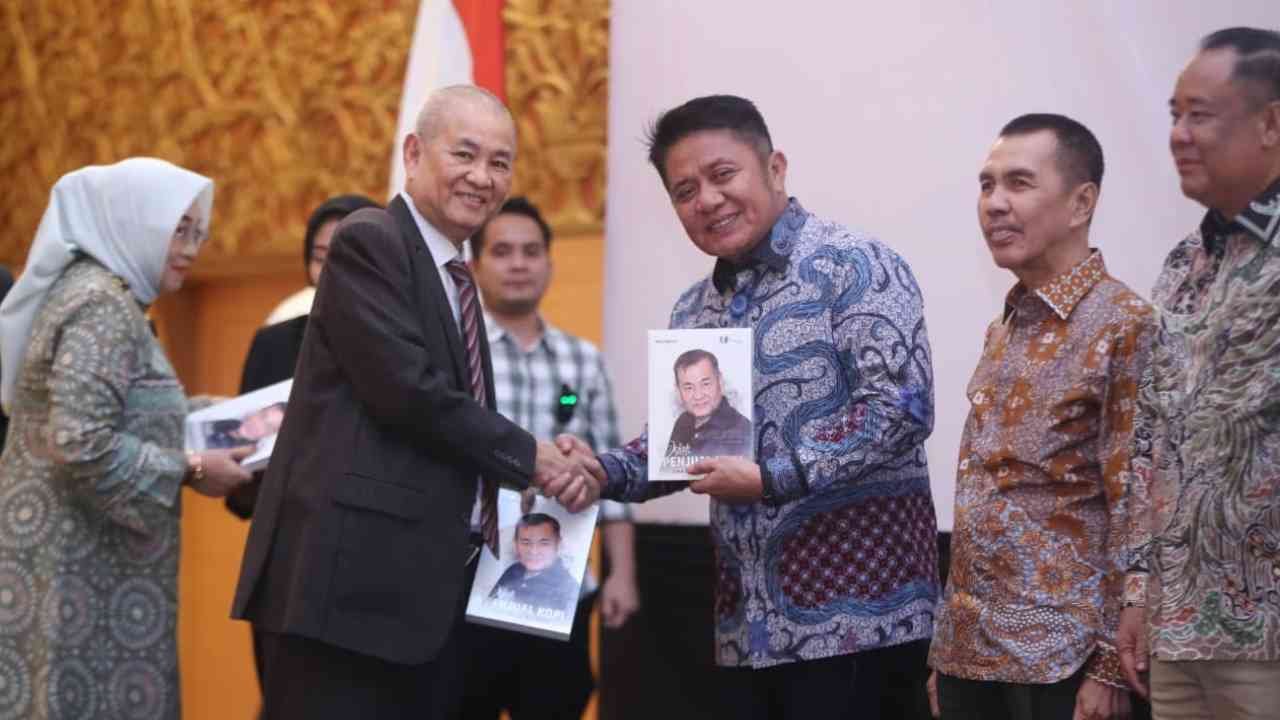 Peluncuran Buku 'Jejak Penjual Kopi', Gubernur Herman Deru Dorong Penguatan Literasi dan Sejarah Lokal Sumsel