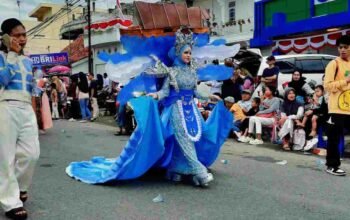 Pesta Karnaval Kemerdekaan di Kayuagung Berakhir Ironi, Jalanan Dipenuhi Tumpukan Sampah.