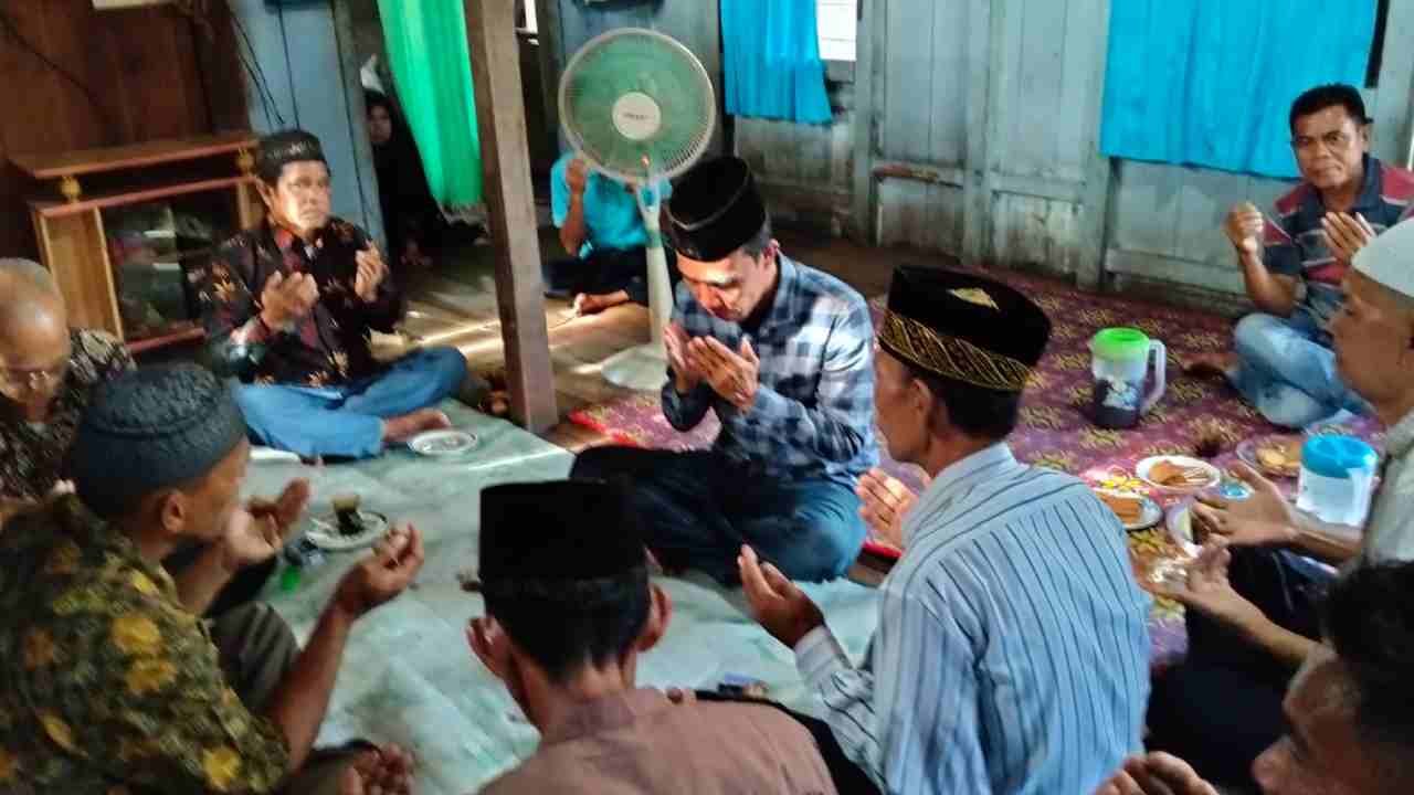 Usai Digerebek Warga, Oknum Kades di Ogan Ilir Pilih Bertanggung Jawab dan Nikahi Gadis di Bawah Umur