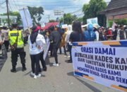 Drama Sidang Kades Ibrahim, Ratusan Warga Justru Bela Terdakwa Kasus Ijazah Palsu