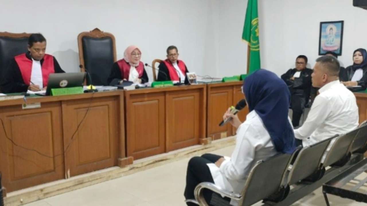 Drama di Sidang, Eks Wawali Palembang Mengaku Cerai di Tengah Dakwaan Korupsi PMI