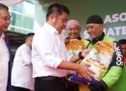 Gubernur Herman Deru Salurkan Bantuan Beras untuk Pengemudi Ojol, Jaga ‘Palembang Zero Konflik’