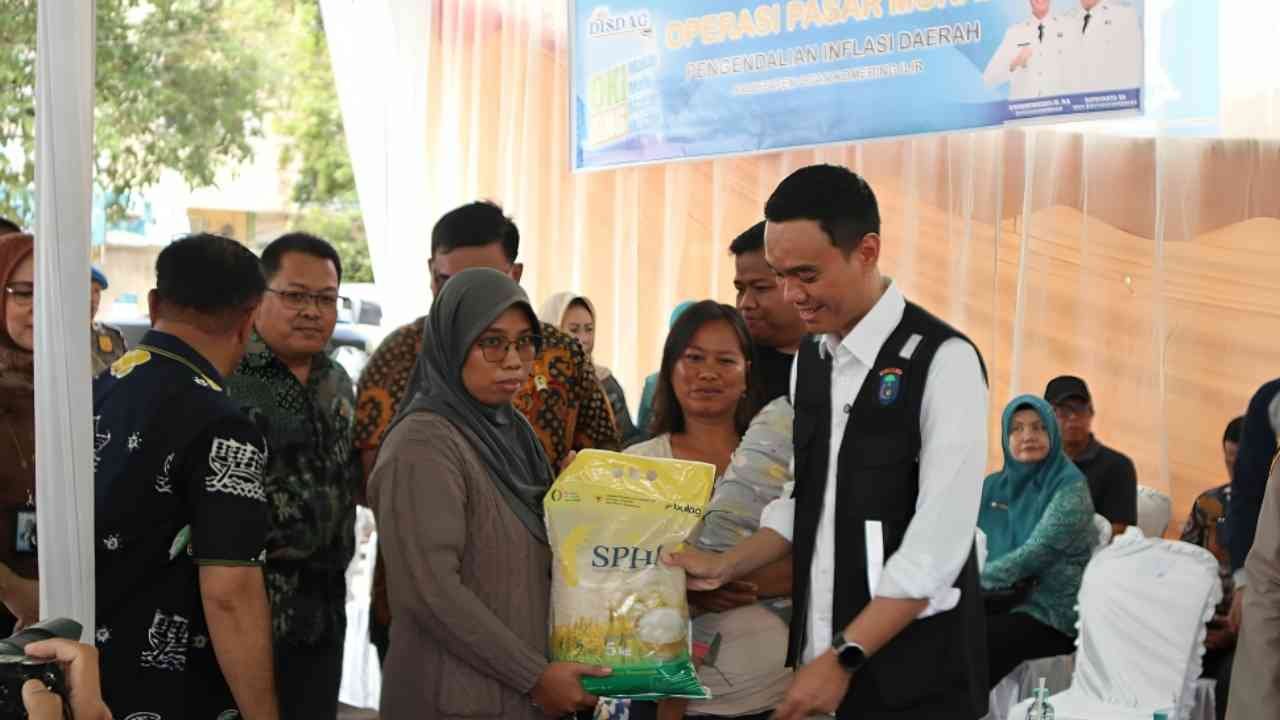 Jawab Inflasi, Pemkab OKI Gelar Pasar Murah, Harga Kebutuhan Pokok Turun Drastis