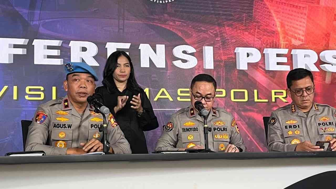 Tabrak Ojol Hingga Tewas, Dua Anggota Brimob Terancam Dipecat dari Polri.