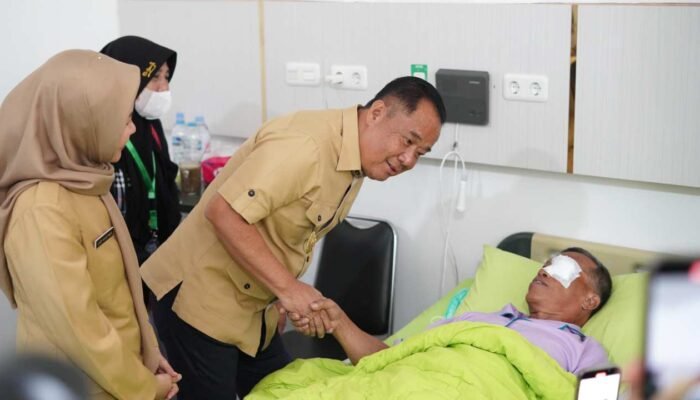 Wagub Sumsel Apresiasi Sinergi BSB-Pemprov dalam Operasi Mata Gratis untuk Warga Kurang Mampu