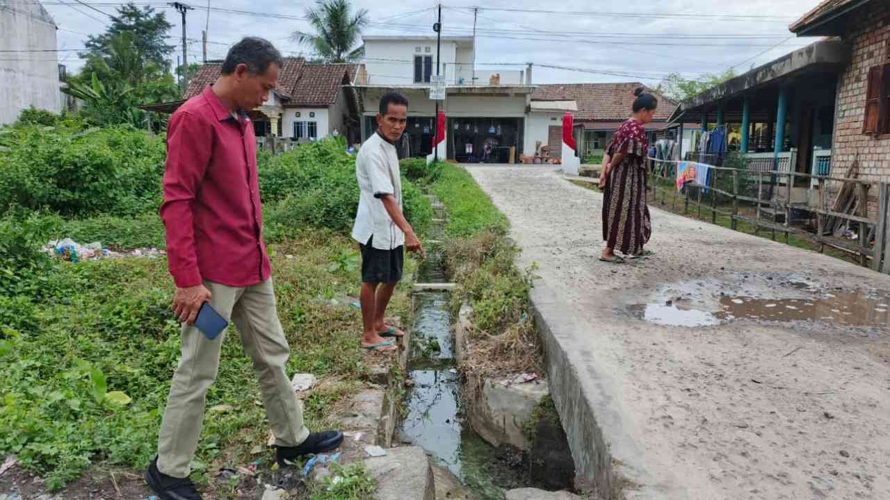 Air Busuk di Balik Dapur Gizi, Warga Menang Raya Hidup Tanpa Sumur Bersih