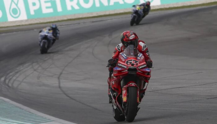 Bagnaia Rebut Sprint Malaysia, Alex Marquez Kunci Sejarah Runner-up Dunia