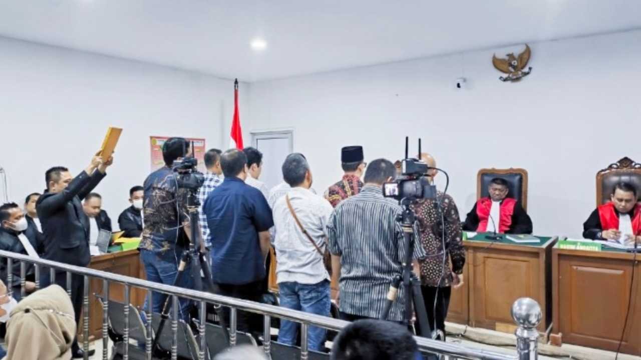 Korupsi Fee Pokir OKU Rp3,7 Miliar: Bupati Teddy Meilwansyah Bersaksi, Ungkap Dinamika Deadlock APBD 2025