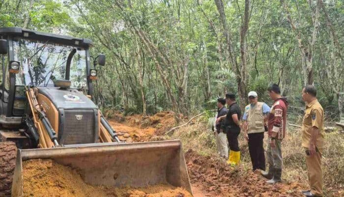 Perkuat Akses Logistik, Sampoerna Agro Memimpin Sinergi Perbaikan Jalan di OKI