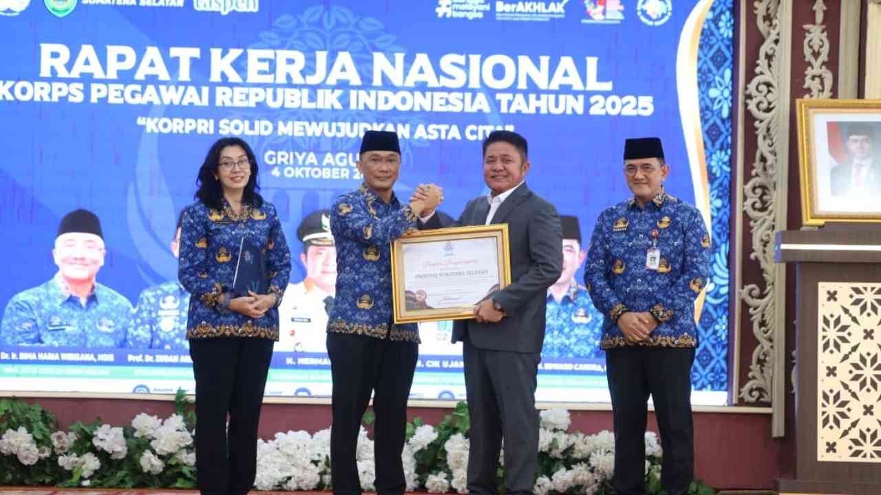 Reformasi Birokrasi Terukur, Gubernur Herman Deru Terima Penghargaan BKN atas Penerapan Manajemen Talenta