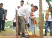 Pemkab OKI Hadirkan Warisan Hijau, Kolaborasi Tanam Tabebuya Rayakan HUT ke-80