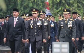Hari Pahlawan 2025: Polda Sumsel Teguhkan Semangat Patriotisme di Tengah Gerimis Palembang