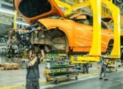 Menguji Janji Kebebasan Baterai VinFast: Hitungan Untung Rugi Skema Sewa EV bagi Masyarakat Indonesia