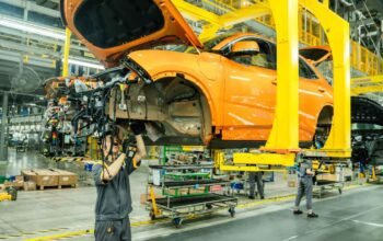 Menguji Janji Kebebasan Baterai VinFast: Hitungan Untung Rugi Skema Sewa EV bagi Masyarakat Indonesia