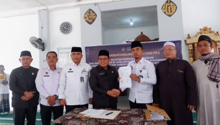 Program pembinaan keagamaan yang diperkuat ini akan berfokus pada pembangunan kembali nilai-nilai spiritual WBP