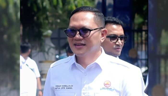 Antara Pragmatisme dan Keberanian Moral